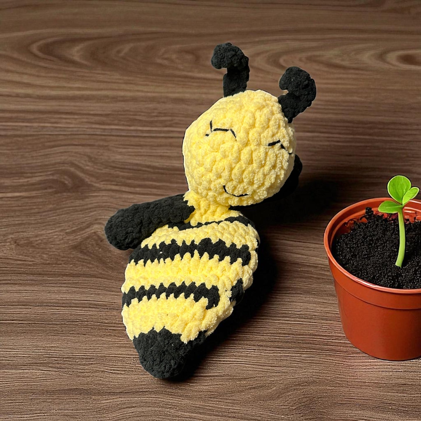 Crochet bee Baby Security Blanket